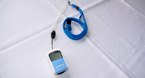 動脈酸素飽和度測定器